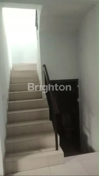 image RUMAH GREENLAKE CITY CLUSTER ASIA BANGUNAN 2 LANTAI SEMI FURNISH DAN SIAP DIHUNI. (3)