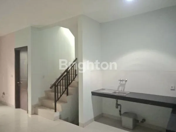 image RUMAH GREENLAKE CITY CLUSTER ASIA BANGUNAN 2 LANTAI SEMI FURNISH DAN SIAP DIHUNI. (2)