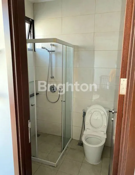 image RUMAH GREENLAKE CITY CLUSTER ASIA BANGUNAN 2 LANTAI SEMI FURNISH DAN SIAP DIHUNI. (6)