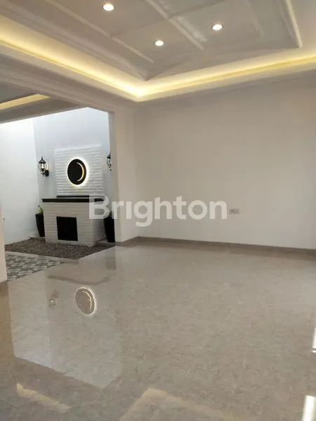 image RUMAH 2LANTAI SIAP HUNI DI MANYAR TIRTOYOSO SELATAN, SURABAYA (2)