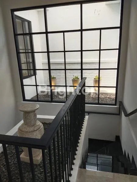 image RUMAH 2LANTAI SIAP HUNI DI MANYAR TIRTOYOSO SELATAN, SURABAYA (5)