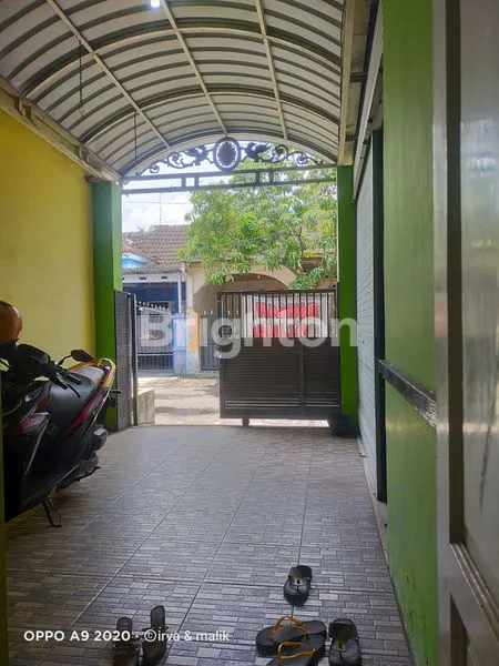image RUMAH EKS TOKO 1,5 LANTAI , LOKASI NYAMAN DAN ASRI (1)