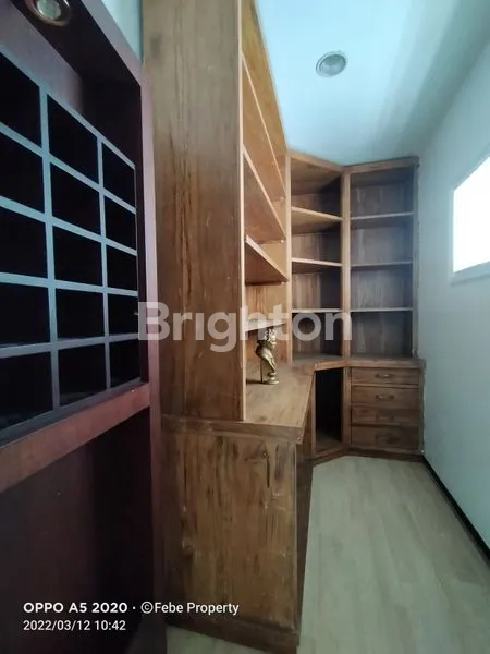 image RUMAH MEWAH DI PBI ARAYA MALANG (3)