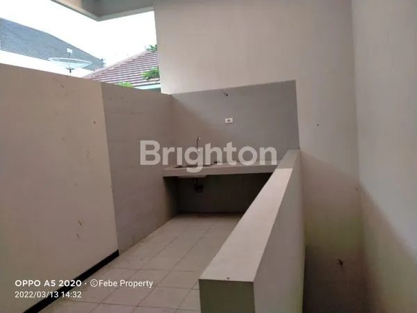 image RUMAH DI TELAGA ARAYA MALANG (9)