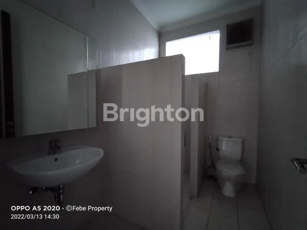 image RUMAH DI TELAGA ARAYA MALANG (13)