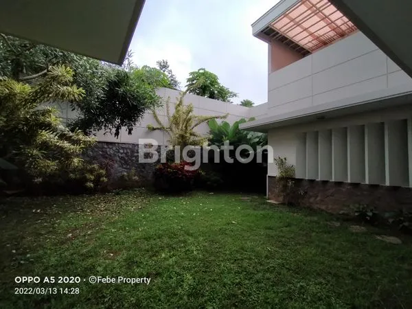 image RUMAH DI TELAGA ARAYA MALANG (14)