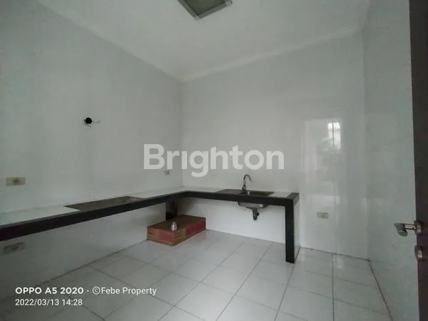 image RUMAH DI TELAGA ARAYA MALANG (24)