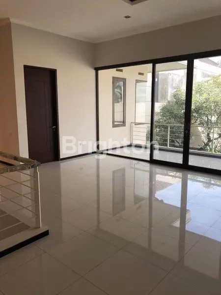 image RUMAH DI TELAGA ARAYA MALANG (29)