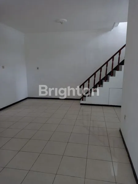 image RUMAH SIAP HUNIDI WIGUNA SURABAYA (4)