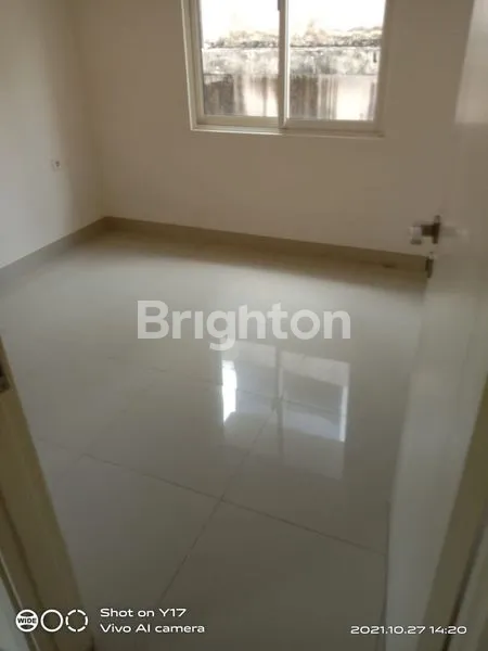 image RUMAH CLUSTER FARADAY GADING SERPONG, SIAP HUNI (4)