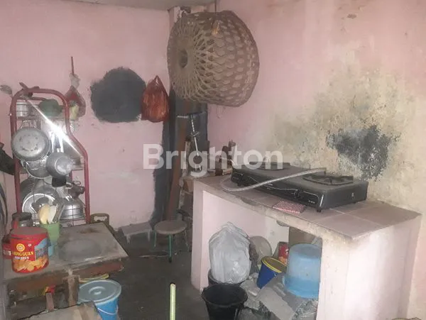 image RUMAH SEDERHANA TENGAH KOTA, SELANGKAH DARI JL GENDINGAN - PEMUDA SEMARANG (4)
