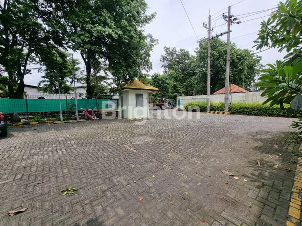 image GUDANG LUAS SIAP HUNI LOKASI BREBEK INDUSTRI (5)