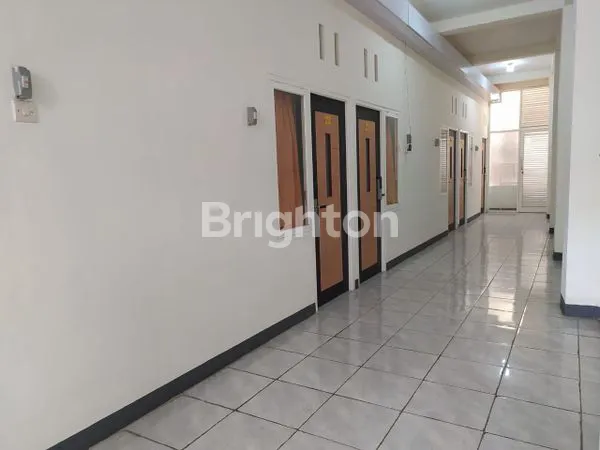 image RUMAH KOST 4 LANTAI 22 KAMAR DEKAT ITN (3)