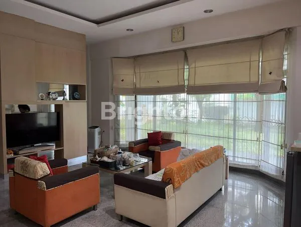 image RUMAH MEWAH DI JAKARTA BARAT (2)