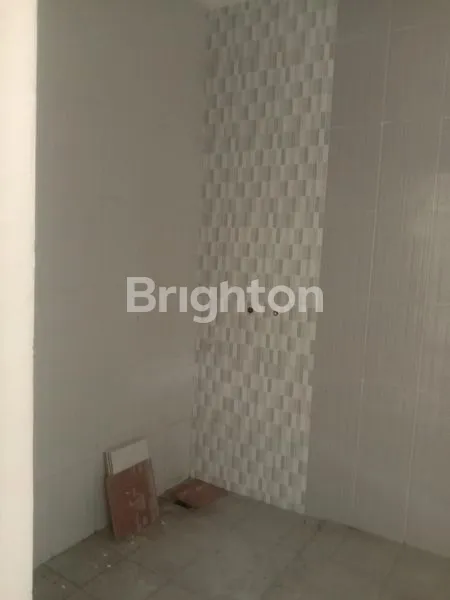 image RUMAH 2 LT BARU GRESS DI GUNUNGANYAR TAMBAK SURABAYA (6)