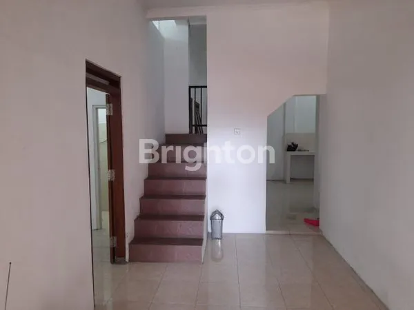 image RUMAH 2LT DIUTARA KAMPUS UPN CONDONG CATUR SLEMAN (2)