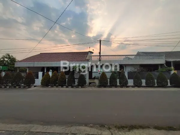 image HUNIAN YANG NYAMAN DAN STRATEGIS (3)