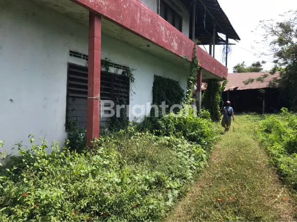 image TANAH LUAS DEKAT ALUN-ALUN KOTA (2)