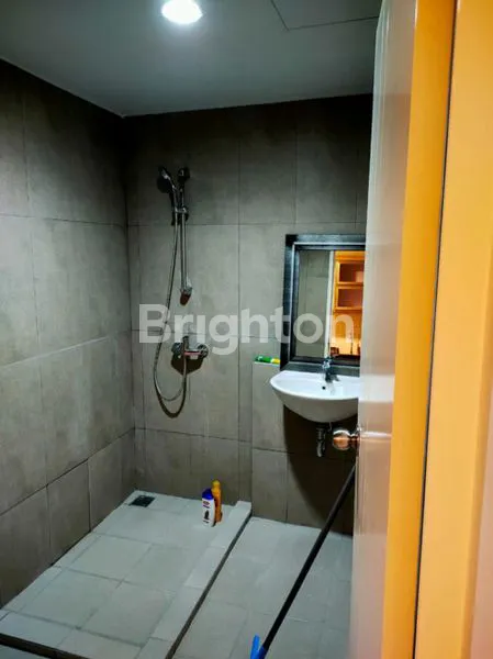 image FURNISH CANTIK APARTEMEN DENVER CITRALAND 2 UNIT JEJER SURABAYA (4)