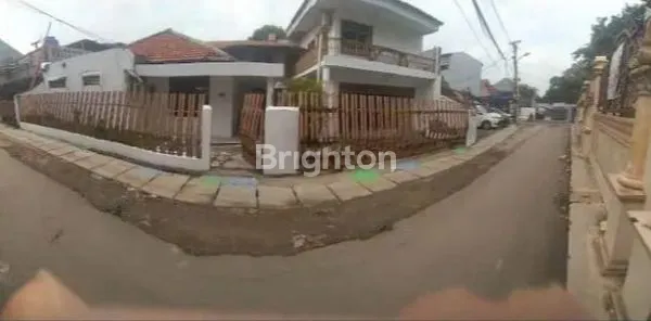 HUNIAN LUAS DAN STRATEGIS DI CIPINANG