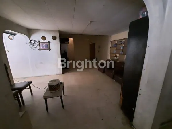 image HUNIAN LUAS DAN STRATEGIS DI CIPINANG (6)