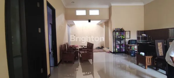 image HUNIAN LUAS DAN NYAMAN (1)