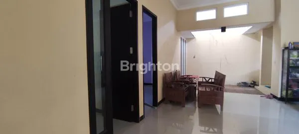 image HUNIAN LUAS DAN NYAMAN (7)