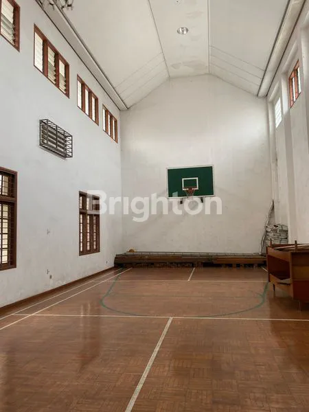 image *FOR SALE RUMAH ISTIMEWA SIAP HUNI KAWASAN KOMERSIAL JL. CEMPAKA, SURABAYA PUSAT* (7)