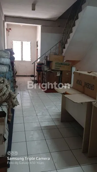 image RUKO KOMERSIAL STRATEGIS DI RADEN SALEH, SURABAYA PUSAT (1)