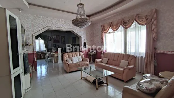 image BARANG LANGKA, JARANG ADA  !!! RUMAH KUNO DI ORO ORO DOWO MALANG (4)