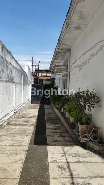 image BARANG LANGKA, JARANG ADA  !!! RUMAH KUNO DI ORO ORO DOWO MALANG (7)