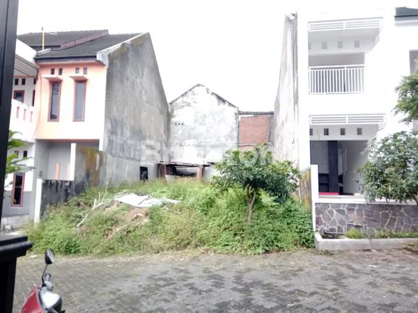 image TANAH KAVLING DI AREA PERUMAHAN VILA 1 MENIT DARI JATIM PARK 2 KOTA BATU  (3)