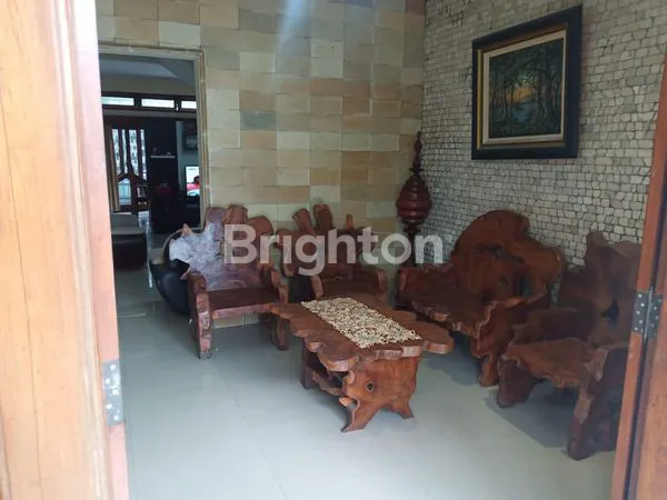 image RUMAH MEWAH DI KOTA GEDE DLM KOTA JOGJAKARTA (3)
