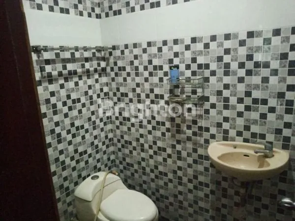 image RUMAH MEWAH DI KOTA GEDE DLM KOTA JOGJAKARTA (7)