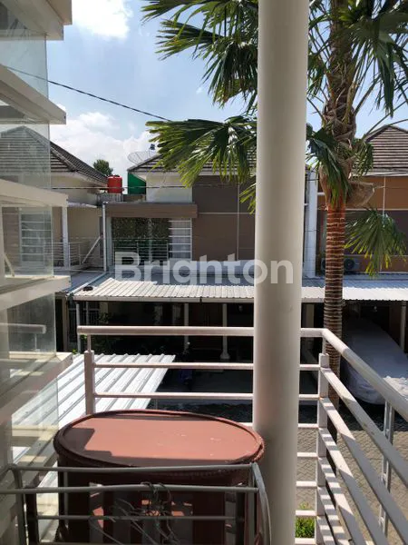 image RUMAH 2LT DLM PERUMAHAN EMERALD GARDEN BANGUNTAPAN (8)