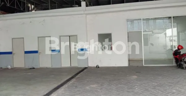 image DISEWAKAN GEDUNG STRATEGIS MAYJEND SUNGKONO  (3)