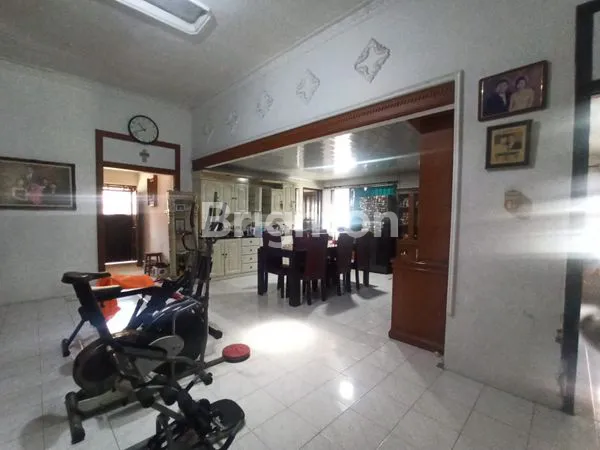 image RUMAH USAHA TENGAH KOTA (2)