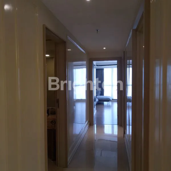 image DIJUAL PENTHOUSE DI APARTEMEN PEAK RESIDENCE TUNJUNGAN PLASA  DG PRIVATE LIFT (4)