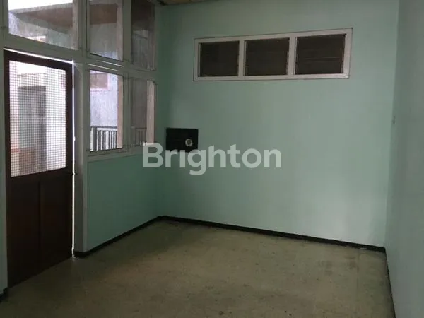 image RUMAH SIAP HUNI PUCANG ANOM SURABAYA (2)