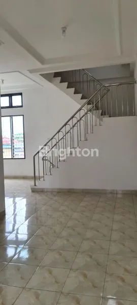 image DIJUAL TOWN HOUSE (2)