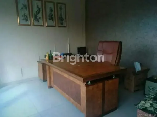 image GUDANG + KANTOR MEWAH 3 LANTAI MAJAPAHIT PEDURUNGAN SEMARANG DEKAT SIMPANG LIMA (3)