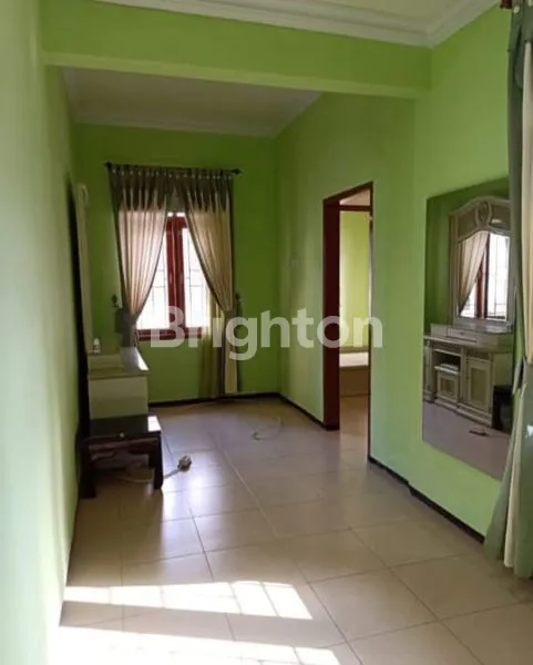 image RUMAH SIAP HUNI 2 LANTAI KUSUMA PASANGGRAHAN KOTA BATU (5)