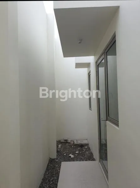 image GREENLAND RESIDENCE, CLUSTER GARBERA, RUMAH BARU SIAP HUNI (4)