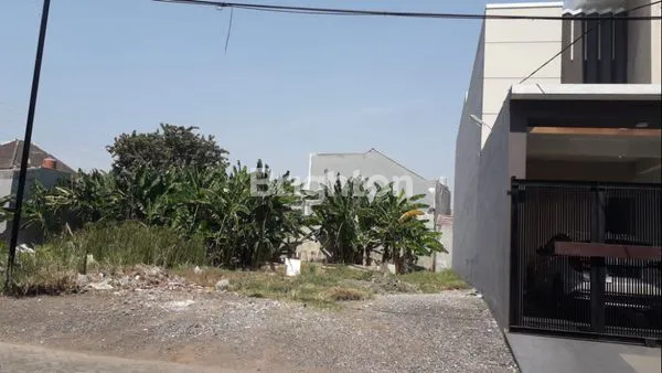 image TANAH KAVLING SIAP BANGUN MANYAR TIRTOASRI LOKASI CIAMIIK (1)