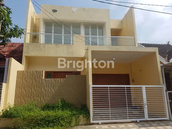 image RUMAH BARU 2 LANTAI LOKASI STRATEGIS SIDOARJO (1)