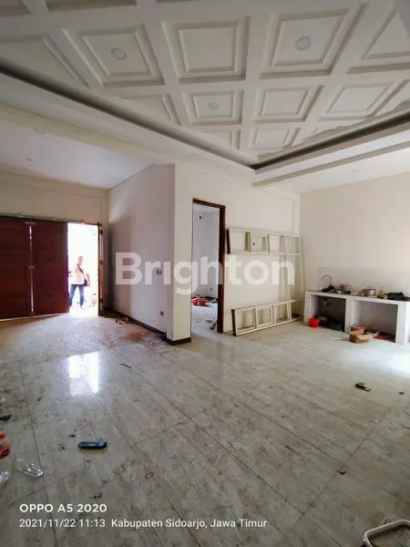 image RUMAH BARU 2 LANTAI LOKASI STRATEGIS SIDOARJO (6)