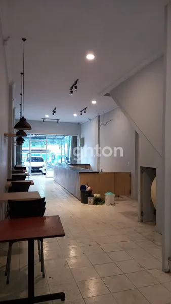 image RUKO STRATEGIS TANJUNG DUREN COCOK UNTUK KANTOR DAN KULINER (8)