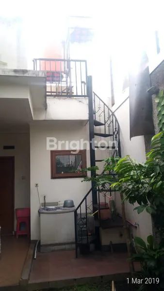 image RUMAH 2 LANTAI SIAP HUNI DI ARCAMANIK (3)