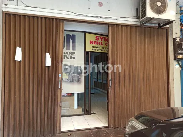 image RUKO DITENGAH KOTA ,DI DAERAH PERNIAGAAN , PUSAT KOTA .DI SEKITAR DI KELILING I HOTEL , .5 MNT KE STASIUN PONCOL ,  5 MNT KE PARAGON MALL DAN DP .MALL , 5 MNT KE LAWANG SEWU DAN TUGU MUDA , 10 MNT  KE RS .KARIADI . 15 MNT KE BANDARA A YANI .DAN PELABUHAN (2)