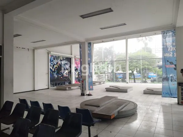 image GUDANG STRATEGIS RADEN INTAN MALANG (6)